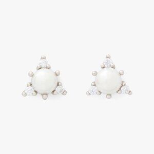 NWT KATE SPADE ♠️ You're A Gem Triangle Clear Silver Studs Pearl earrings NEW